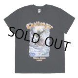 画像: CHALLENGER/RISING BASS TEE（BLACK）［プリントT-23秋冬］