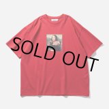 画像: TIGHTBOOTH/SIT ON IT T-SHIRT（Red）［プリントT-23夏］