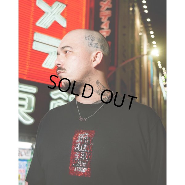 画像4: BlackEyePatch/HWC LABEL RHINESTONE TEE（BLACK） (4)