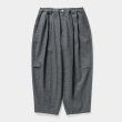 画像1: TIGHTBOOTH/WOOL HERRINGBONE BALLOON PANTS（Charcoal） 【20%OFF】［ウールヘリンボーンバルーンパンツ-23秋冬］ (1)