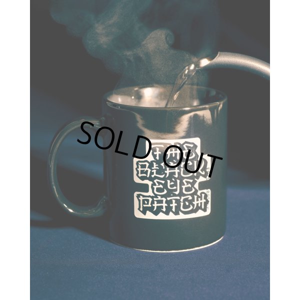 画像3: BlackEyePatch/KANJI LABEL SOUVENIR MUG（BLACK） (3)
