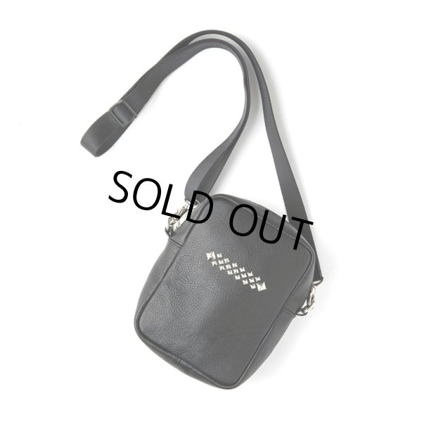 画像1: CALEE/STUDS LEATHER SHOULDER POUCH ＜TYPE A＞（BLACK）［スタッズレザーショルダーポーチ-24春夏］ (1)