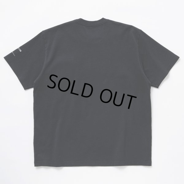 画像2: RATS/PACK TEE "CREW NECK REGULAR SILHOUETTE"（BLACK）［プリントポケT-24春夏］ (2)