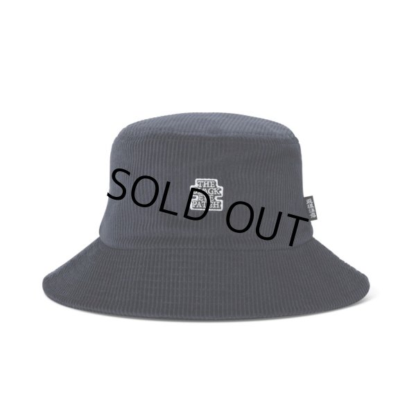 画像1: BlackEyePatch/SMALL OG LABEL BUCKET HAT（NAVY） (1)
