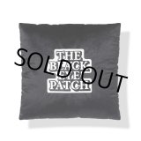 画像: BlackEyePatch/OG LABEL VELOUR CUSHION（BLACK）
