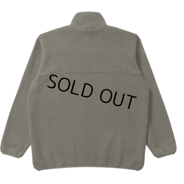 画像2: BlackEyePatch/SMALL OG LABEL FLEECE PULLOVER（OLIVE） (2)