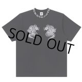 画像: BlackEyePatch/DRAGON KANJI RIBBED TEE（BLACK）