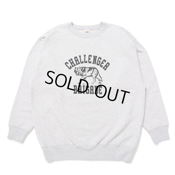 画像1: CHALLENGER/WOLF COLLEGE C/N SWEAT（GRAY）［クルーネックスウェット-24秋冬］ (1)