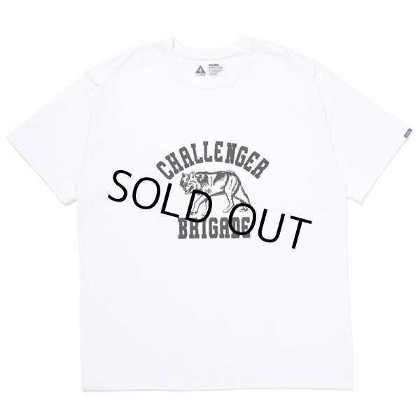 画像1: CHALLENGER/WOLF COLLEGE TEE（WHITE）［プリントT-24秋冬］ (1)