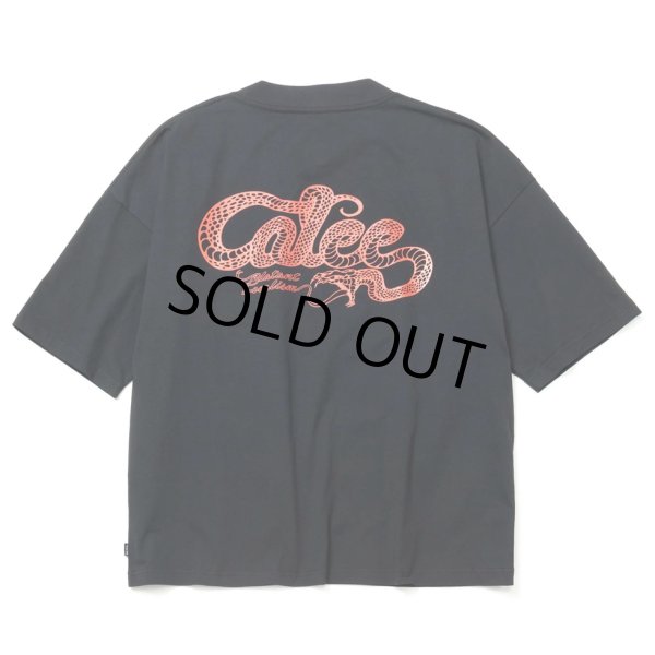 画像2: 【30%OFF】CALEE/× SHELTECH CL SNAKE LOGO DROP SHOULDER TEE（BLACK）［ドロップショルダーポケT-24春夏］ (2)