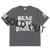 画像: BlackEyePatch/HEAVY BLACKLETTERS TEE（BLACK）