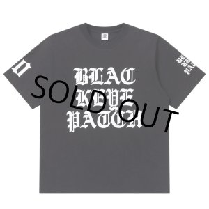 画像: BlackEyePatch/HEAVY BLACKLETTERS TEE（BLACK）
