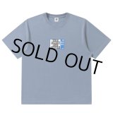 画像: BlackEyePatch/SCHEDULED DELIVERY LABEL TEE（DARK BLUE）