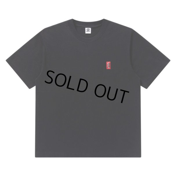 画像1: BlackEyePatch/SMALL HWC LABEL TEE（BLACK） (1)