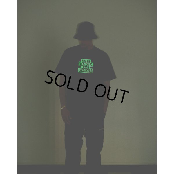 画像2: BlackEyePatch/GLOW IN THE DARK OG LABEL TEE（BLACK） (2)