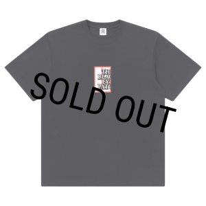 画像: BlackEyePatch/ADDRESS LABEL TEE（BLACK）