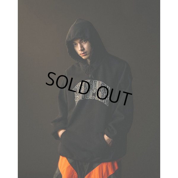 画像2: 【30%OFF】TIGHTBOOTH/COLLEGE HOODED SWEAT SHIRT（Black）［プルオーバーパーカー-24秋冬］ (2)