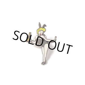 画像: WACKO MARIA/BUNNY GIRL PIN（ONE）［ピンバッジ-24秋冬］