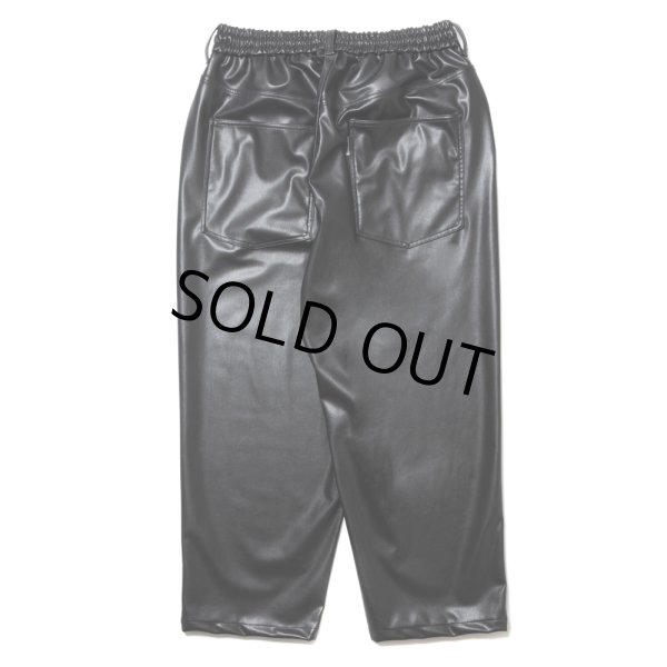 画像2: COOTIE PRODUCTIONS/Faux Leather 5 Pocket Wide Easy Pants（Black）［ビーガンレザーワイドイージーパンツ-24秋冬］ (2)