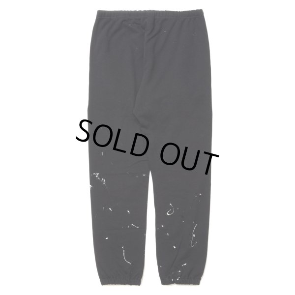 画像2: 【30%OFF】ROTTWEILER/R.W PAINTED SWEAT PANTS（BLACK）［ペイント加工スウェットパンツ-24春夏］ (2)