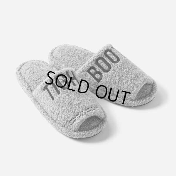画像1: TIGHTBOOTH/LABEL LOGO BOA SANDAL（Grey）［ルームボアサンダル-24秋冬］ (1)