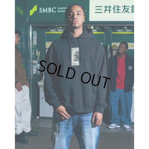 画像2: BlackEyePatch/OG DOLLAR BILL HOODIE（BLACK） (2)