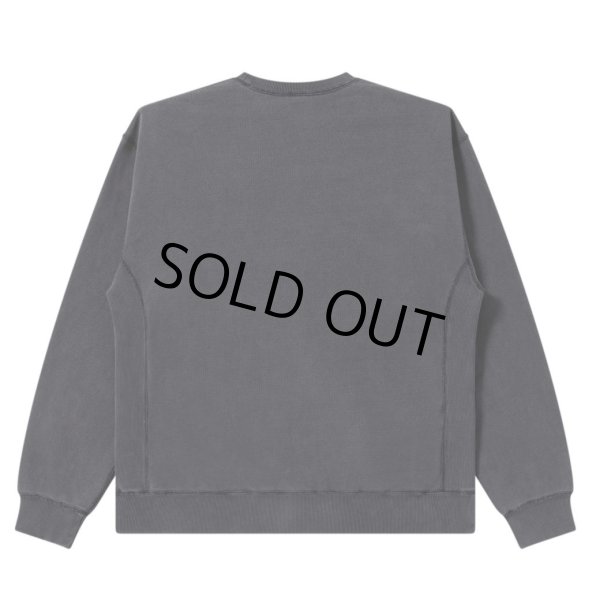 画像2: BlackEyePatch/SMALL OG LABEL PIGMENT DYDED CREW SWEAT（BLACK） (2)