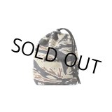 画像: WACKO MARIA/TIGER CAMO DRAWSTRING BAG（BEIGE）［タイガーカモドローストリングバッグ-25春夏］