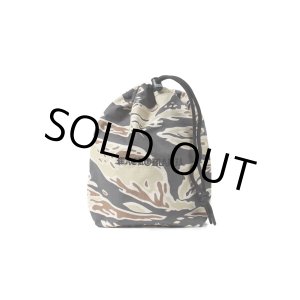 画像: WACKO MARIA/TIGER CAMO DRAWSTRING BAG（BEIGE）［タイガーカモドローストリングバッグ-25春夏］