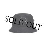 画像: BlackEyePatch/OG LABEL PATCHED DENIM BUCKET HAT（BLACK）