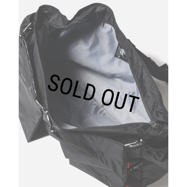 TIGHTBOOTH x SauRas Being MESSENGER BAG（Black