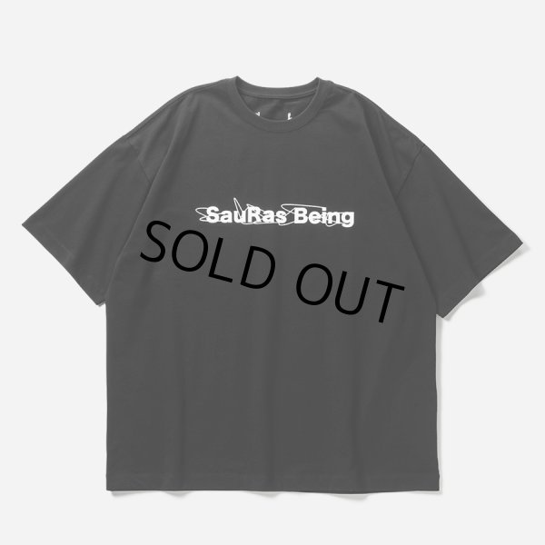 画像1: TIGHTBOOTH x SauRas Being S/S T-SHIRT（Black）［プリントT-25春夏］ (1)