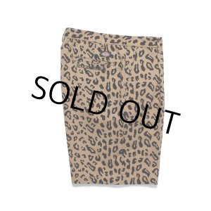 画像: WACKO MARIA/DICKIES / LEOPARD PLEATED SHORT TROUSERS（BEIGE）［レオパードワンタックショートトラウザース-25春夏］
