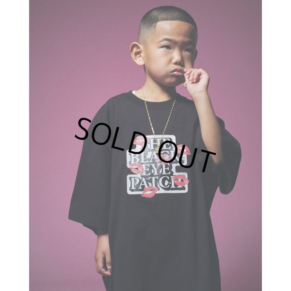 画像3: BlackEyePatch/KISSES ON OG LABEL TEE（BLACK） (3)