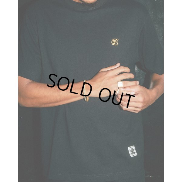 BlackEyePatch/HEAVY WEIGHT SMALL B EMBLEM TEE（BLACK） - JONAS