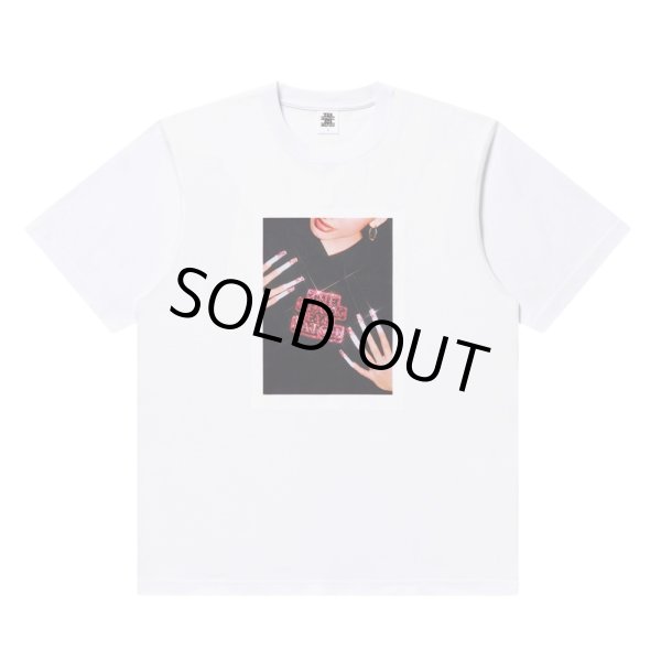 画像1: BlackEyePatch/FRONT ROW GEM PHOTO TEE（WHITE） (1)
