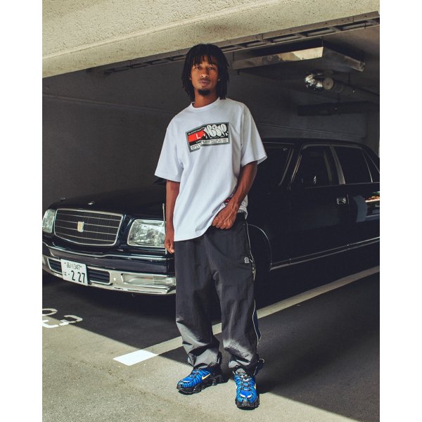 画像3: BlackEyePatch/BIG SPORTS TAG TEE（BLACK） (3)
