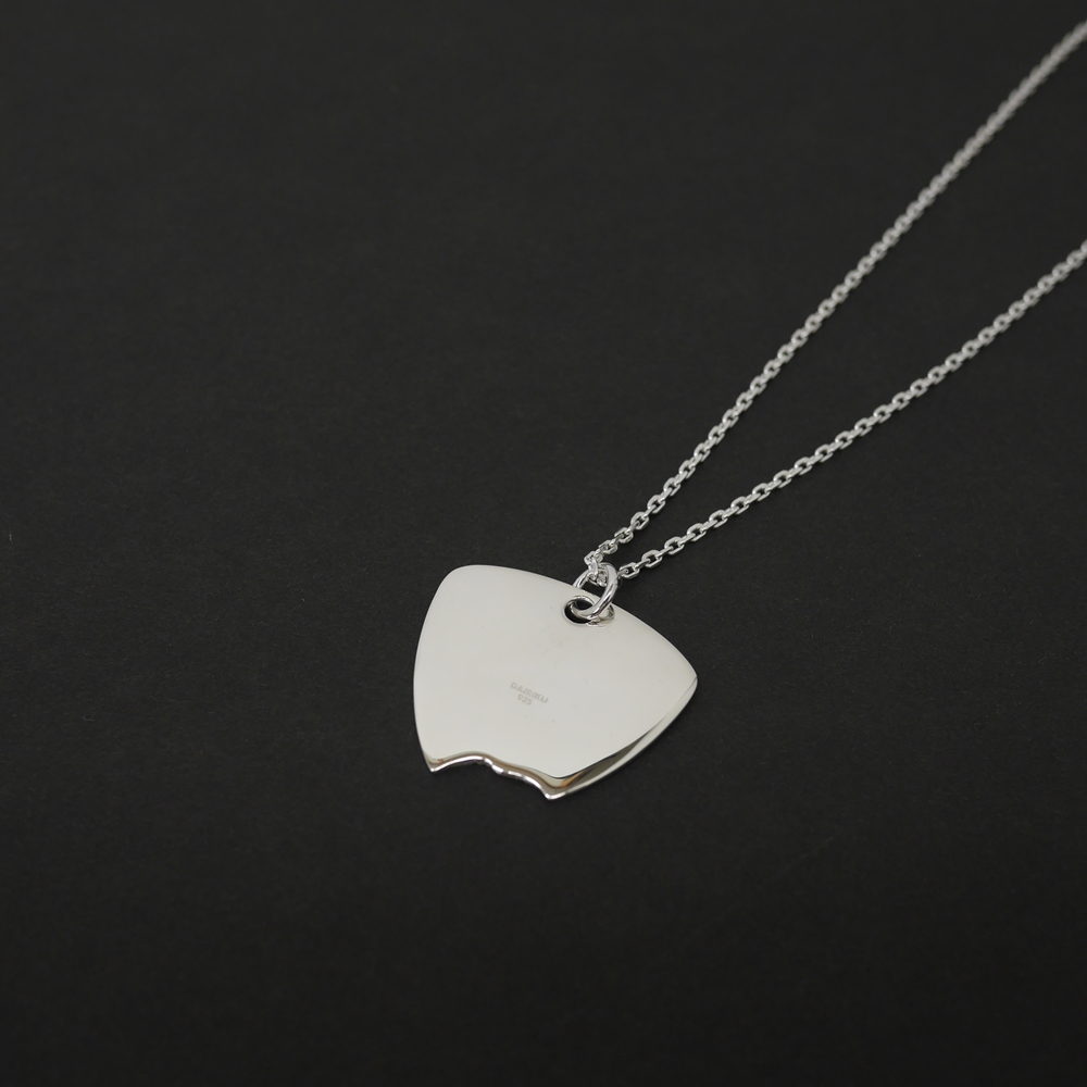 新品未開封 シルバー [SUGA] GUITAR PICK NECKLACE