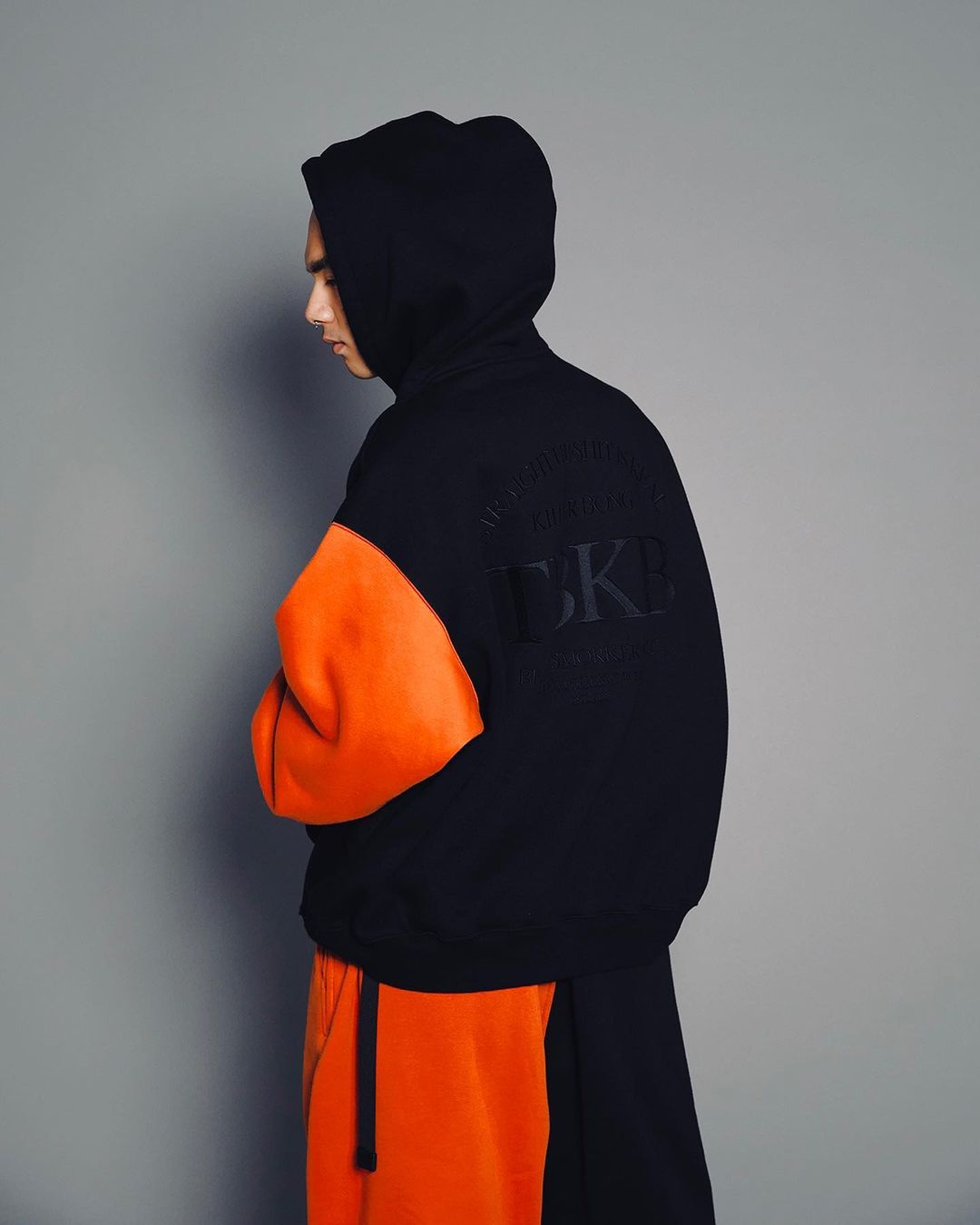 画像: TIGHTBOOTH/CYBORG HOODIE（Black/Orange） 【30%OFF】［サイボーグフーディー-22秋冬］