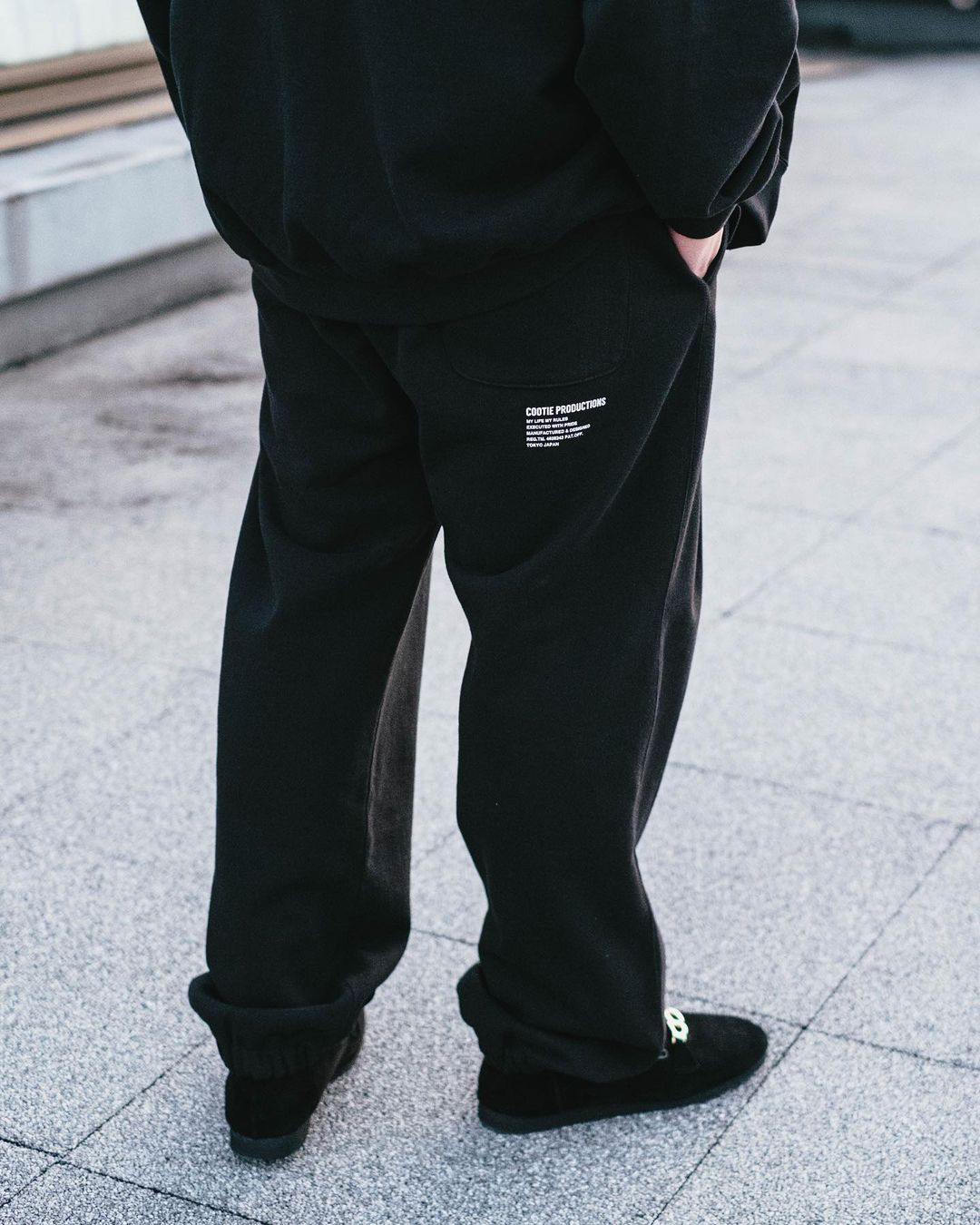 画像: COOTIE PRODUCTIONS/Open End Yarn Raza 1 Tuck Sweat Pants（Black）［ワンタックスウェットパンツ-23春夏］