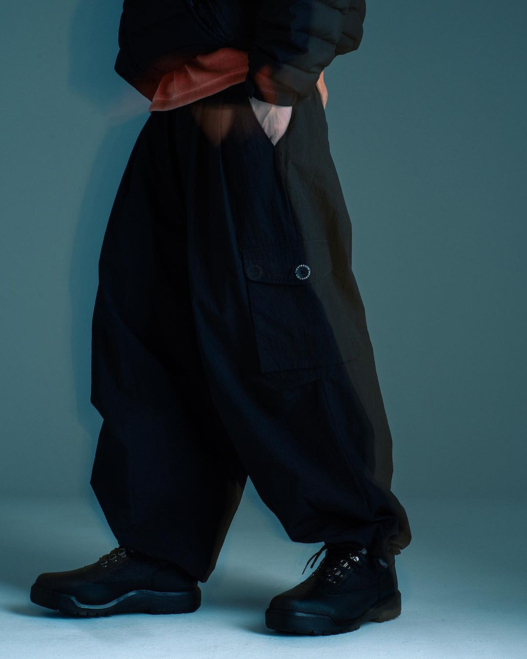 画像: TIGHTBOOTH/T-65 BALLOON CARGO PANTS（Black）［バルーンカーゴパンツ-23秋冬］