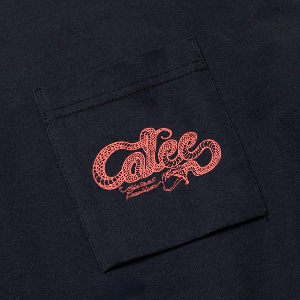 画像: 【30%OFF】CALEE/× SHELTECH CL SNAKE LOGO DROP SHOULDER TEE（BLACK）［ドロップショルダーポケT-24春夏］