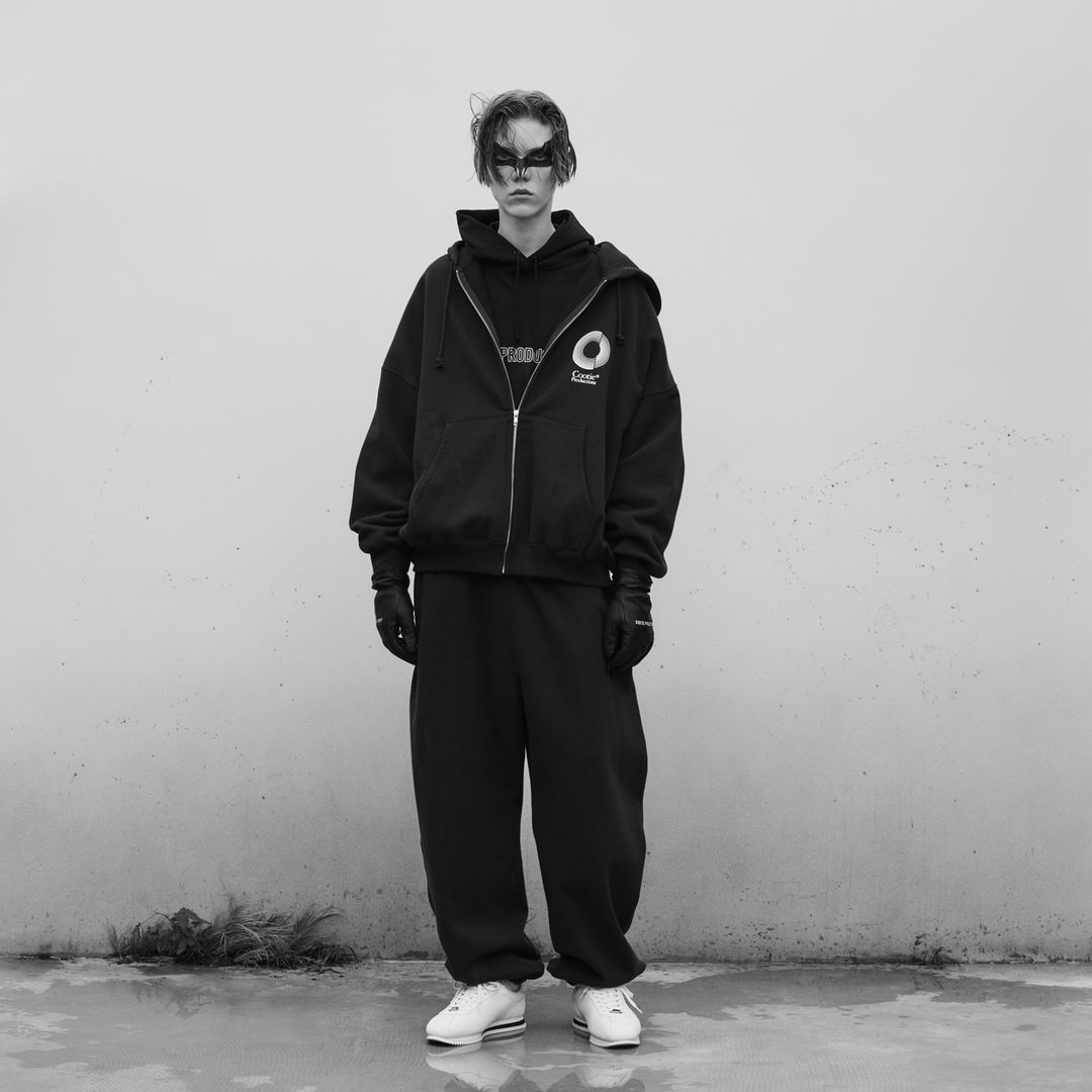 画像: COOTIE PRODUCTIONS/Open End Yarn Heavy Oz Sweat Zip Hoodie（Black）［スウェットジップフーディー-24秋冬］
