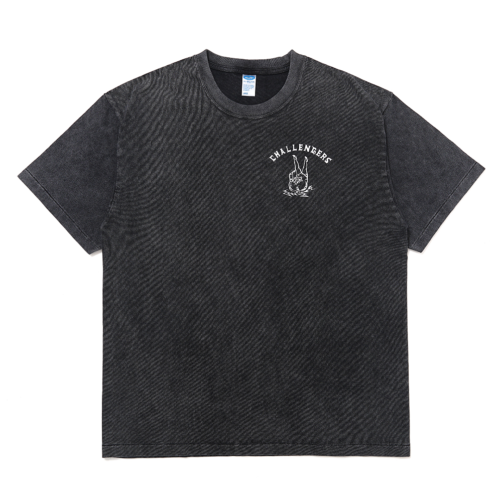 画像: CHALLENGER/PIGMENT PEACE TEE（PEPPER BLACK）［ピグメント染めプリントT-25春夏］