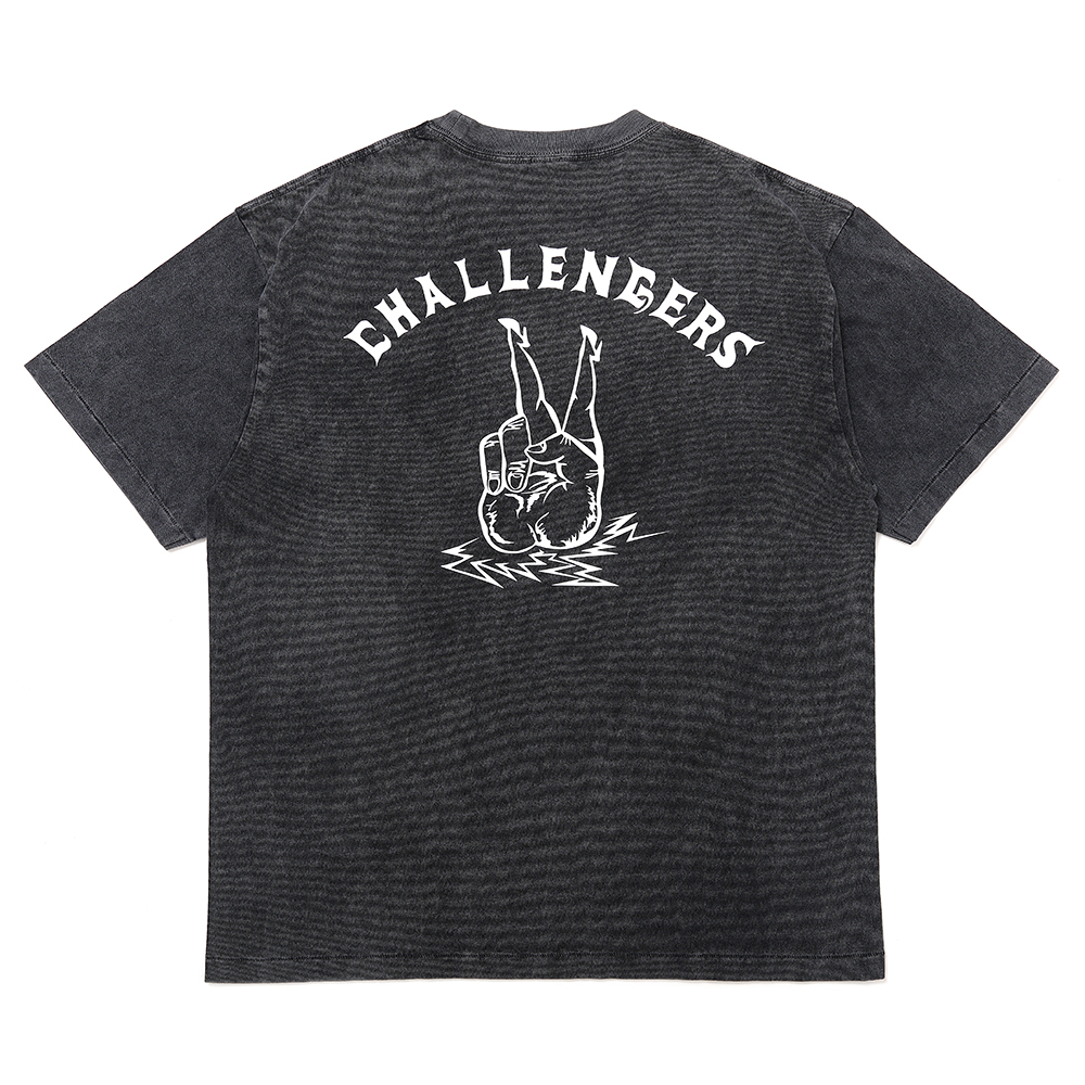 画像: CHALLENGER/PIGMENT PEACE TEE（PEPPER BLACK）［ピグメント染めプリントT-25春夏］