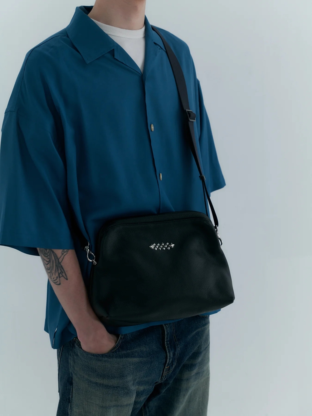 画像: CALEE/STUDS LEATHER SHOULDER BAG ＜INTERNAL FLEX FRAME TYPE＞（BLACK）［レザーショルダーバッグ-25春夏］