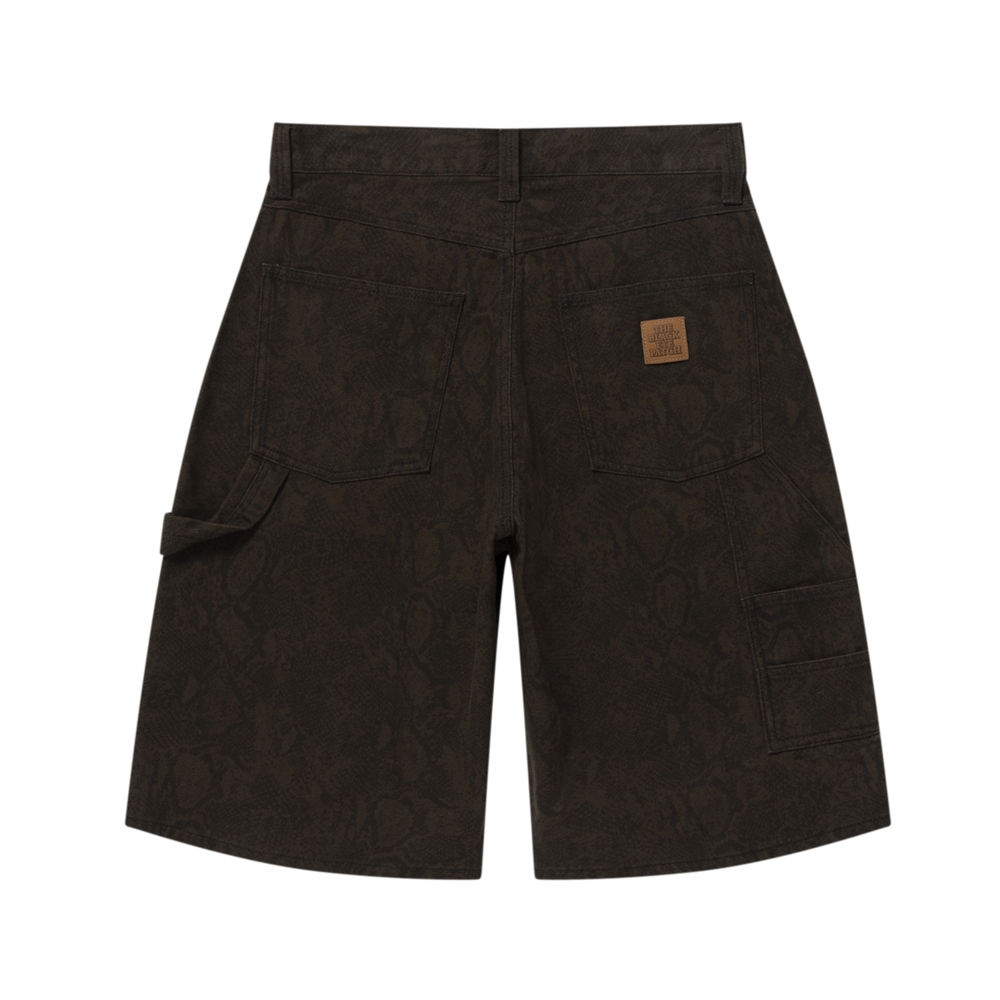 画像: BlackEyePatch/PYTHON PATTERNED BAGGY DUCK SHORTS（OLIVE）