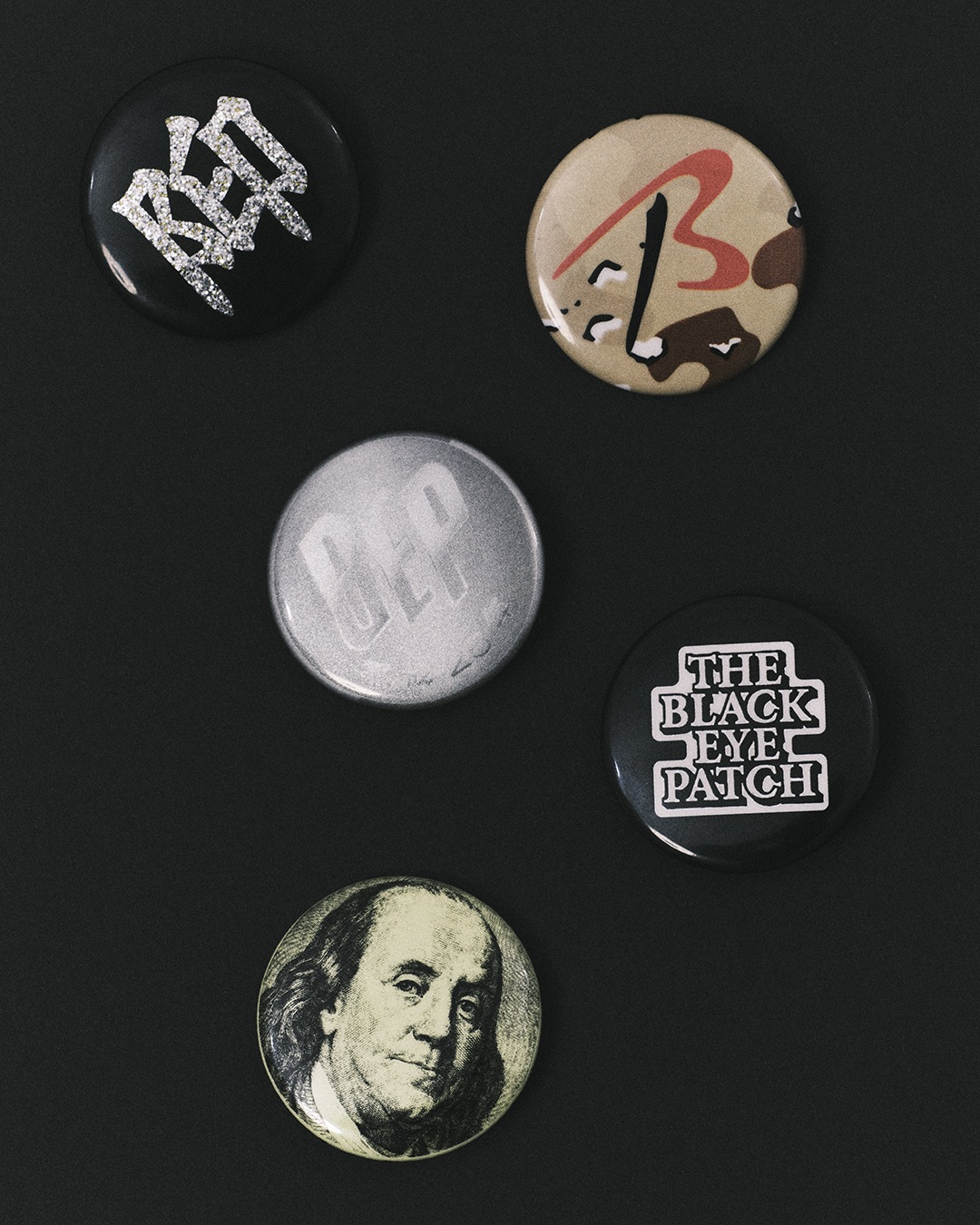 画像: BlackEyePatch/ASSORTED BUTTON BADGES（MULTI）