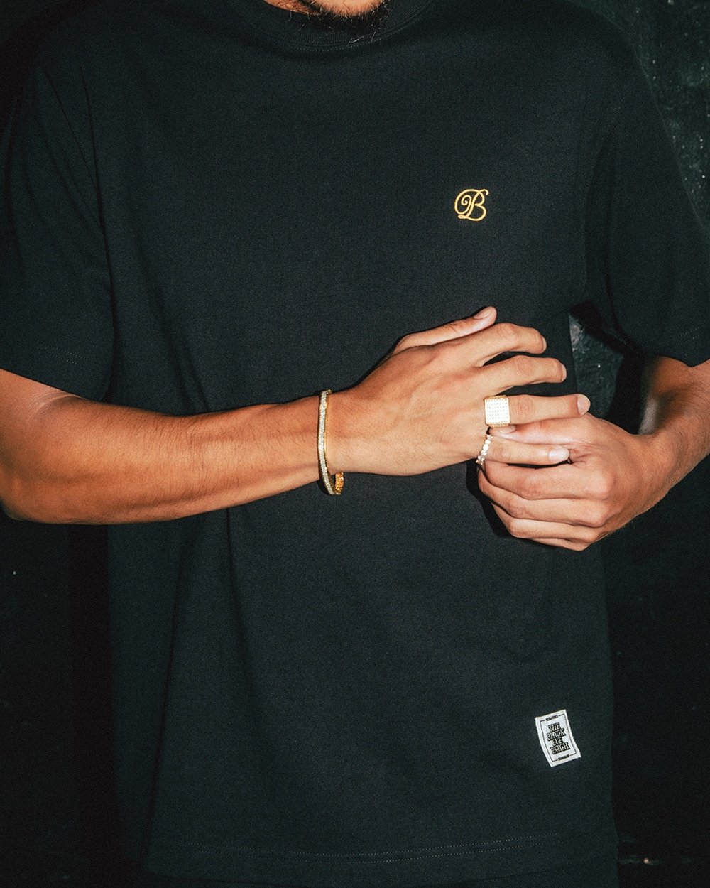 画像: BlackEyePatch/HEAVY WEIGHT SMALL B EMBLEM TEE（BLACK）
