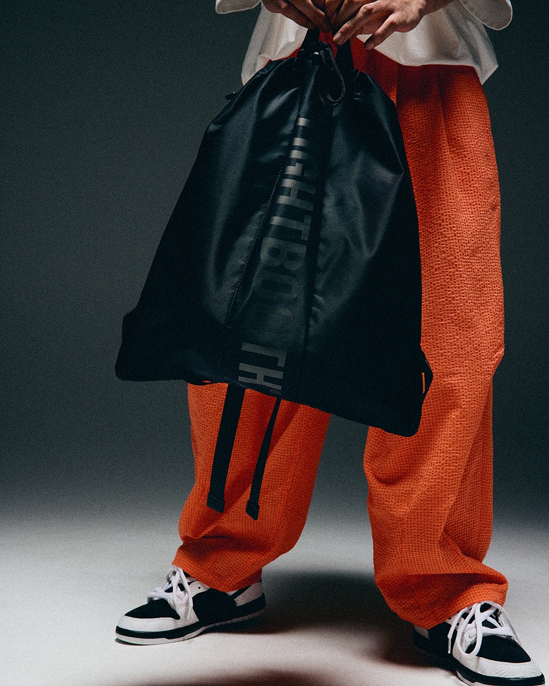 画像: TIGHTBOOTH/LOGO KNAPSAC（Black）［ナップサック-25夏］